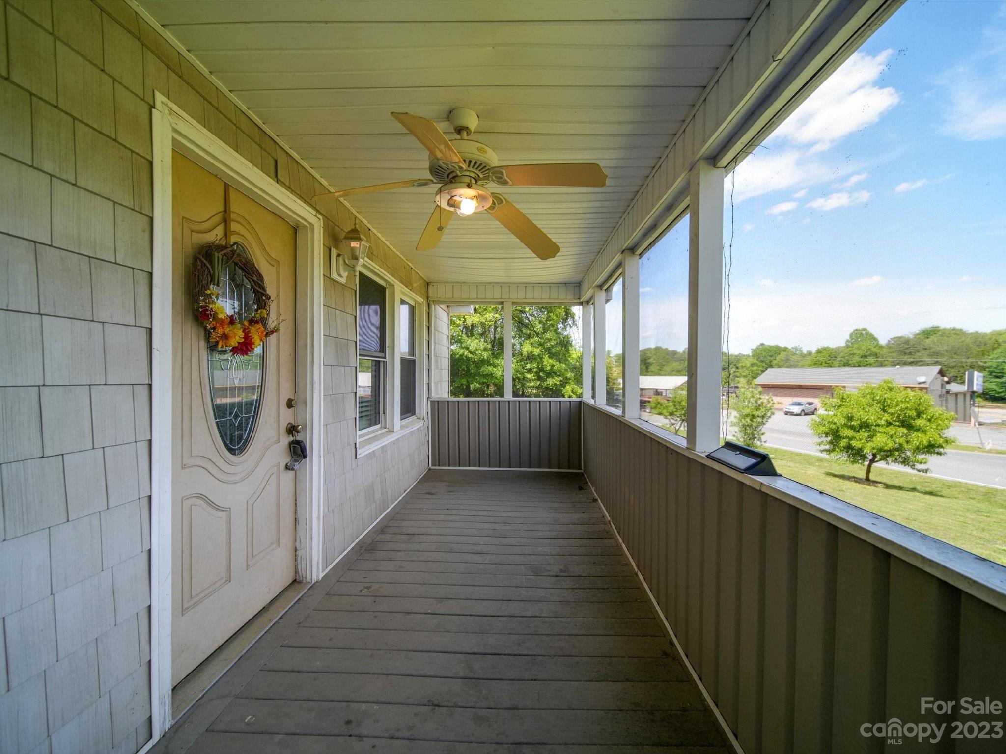 2601 Philadelphia Church Road Dallas, NC 28034 - Photo 2 of 37 Gallery Image 2