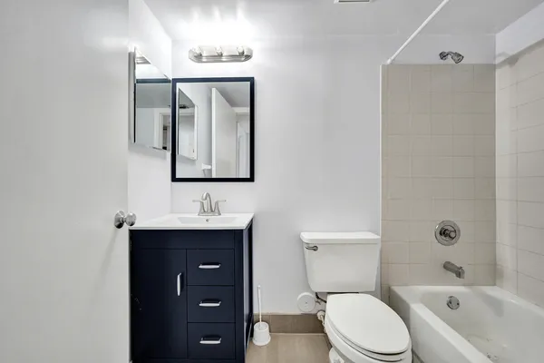 $2,300 | 1450 Southeast 3rd Avenue, Unit 305, Dania Beach, FL 33004