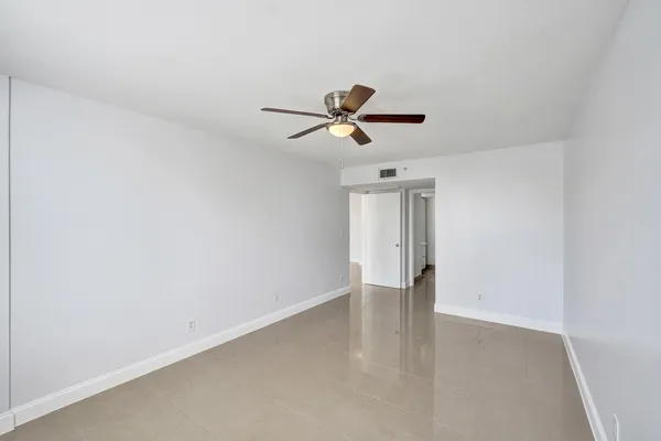 $2,300 | 1450 Southeast 3rd Avenue, Unit 305, Dania Beach, FL 33004