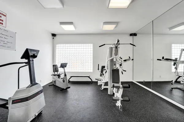 $2,300 | 1450 Southeast 3rd Avenue, Unit 305, Dania Beach, FL 33004