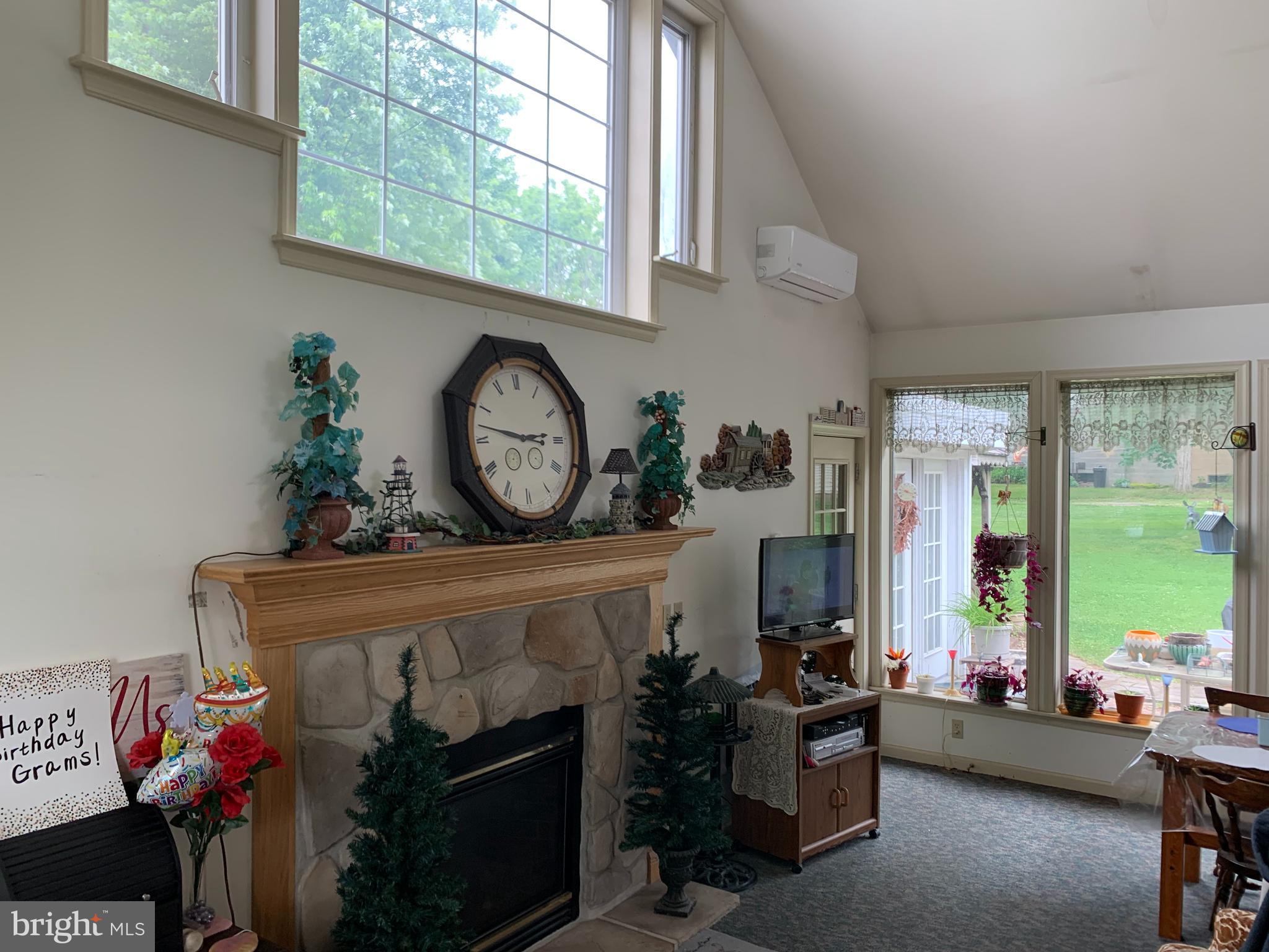 941 North Forge Road Palmyra, PA 17078 - Photo 22 of 39 Propane fireplace (it need a propane tank)
