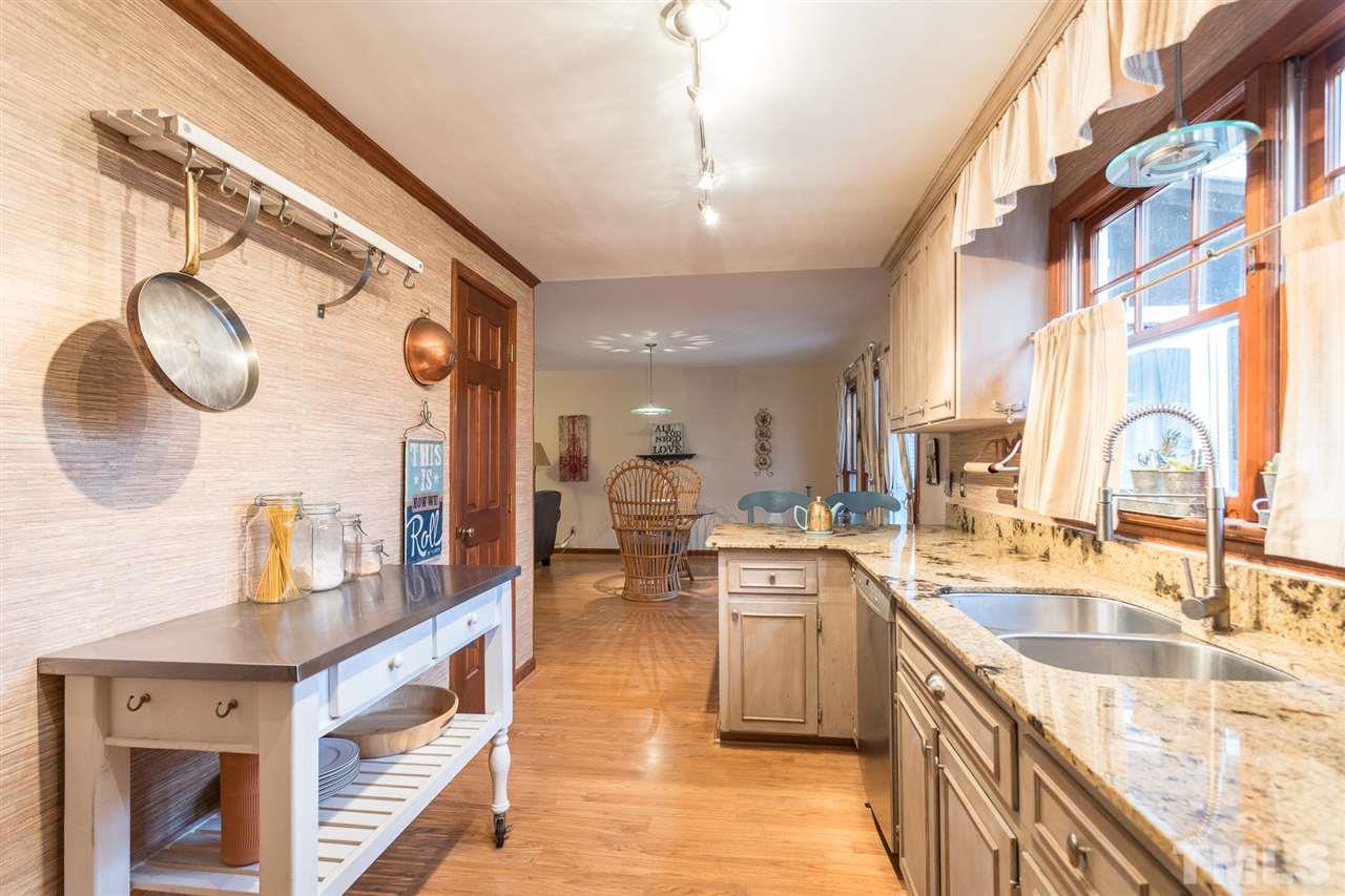 2609 Sawmill Road Raleigh, NC 27613 - Photo 20 of 30