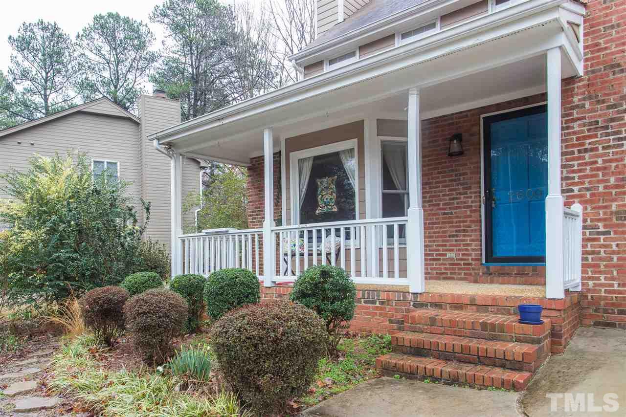 2609 Sawmill Road Raleigh, NC 27613 - Photo 4 of 30