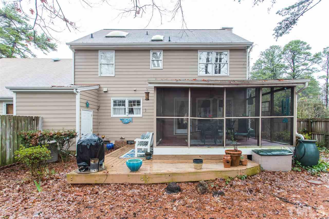 2609 Sawmill Road Raleigh, NC 27613 - Photo 6 of 30