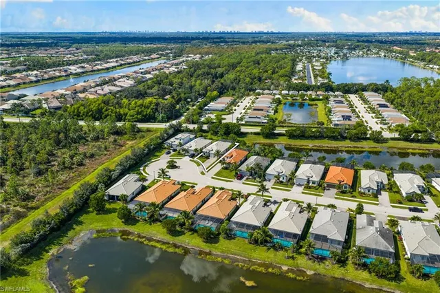 $915,000 | 1819 Mustique Street, Naples, FL 34120