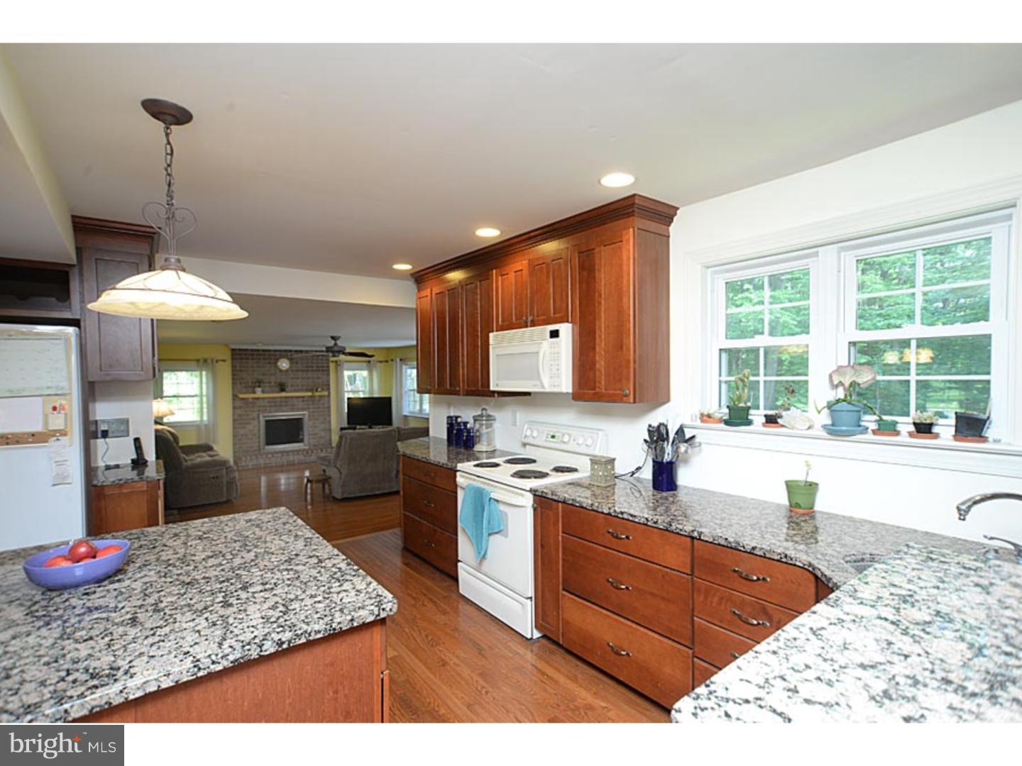 417 Rennard Drive Exton, PA 19341 - Photo 9 of 18 Gallery Image 9