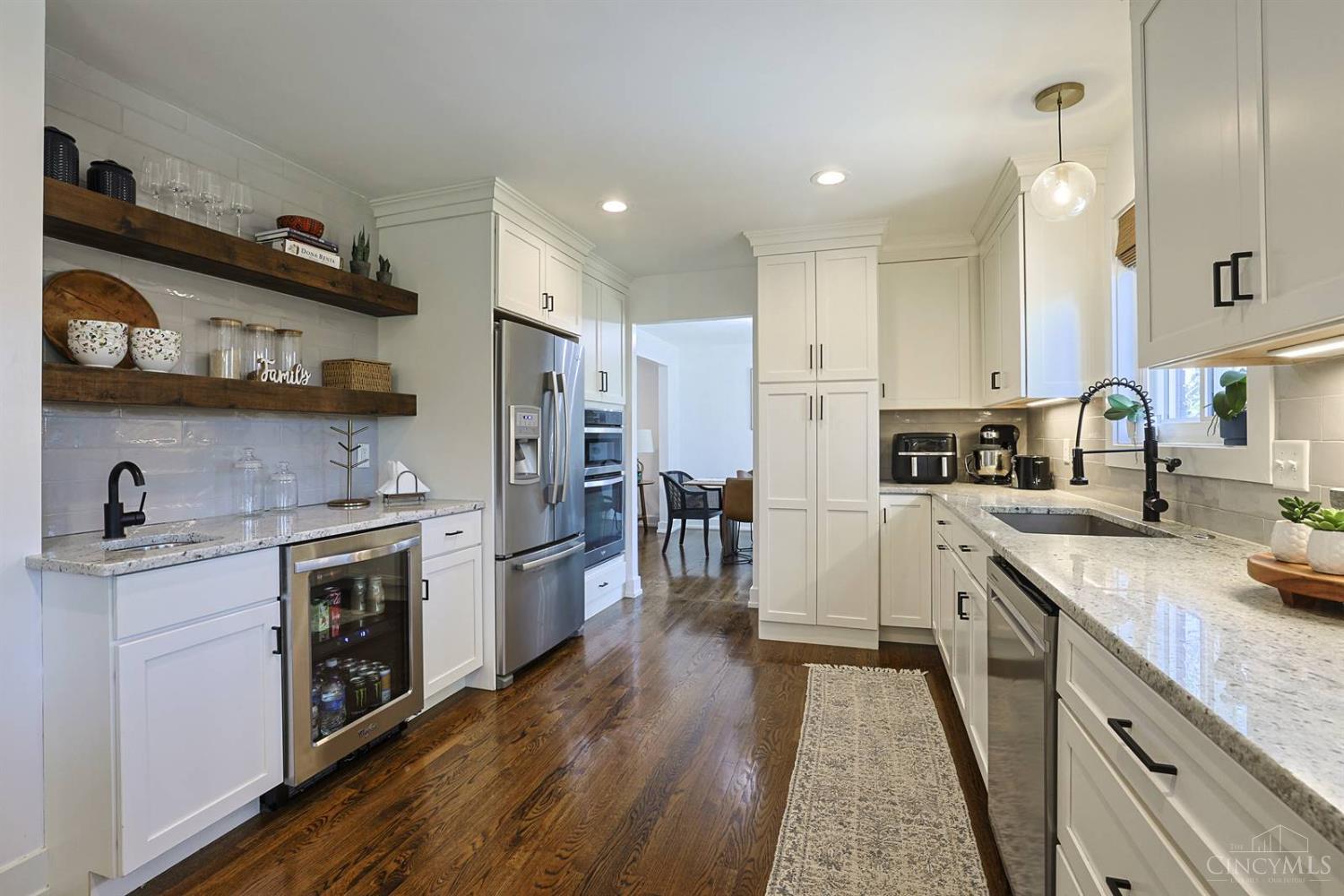 7212 Crinstead Court Cincinnati, OH 45243 - Photo 16 of 56