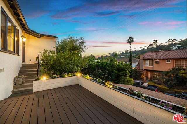 $1,325,000 | 2446 Cheremoya Avenue, Los Angeles, CA 90068