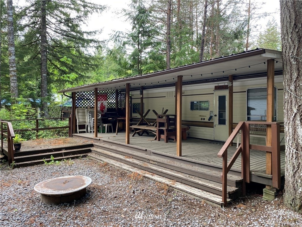1294 Drial Loop Maple Falls, WA 98266 - Photo 1 of 1 Gallery Image 1