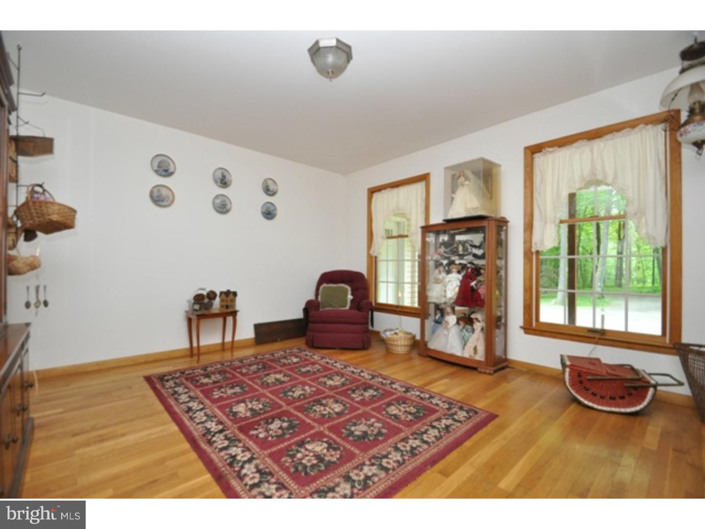 506 Walker Road Macungie, PA 18062 - Photo 13 of 24 Gallery Image 13
