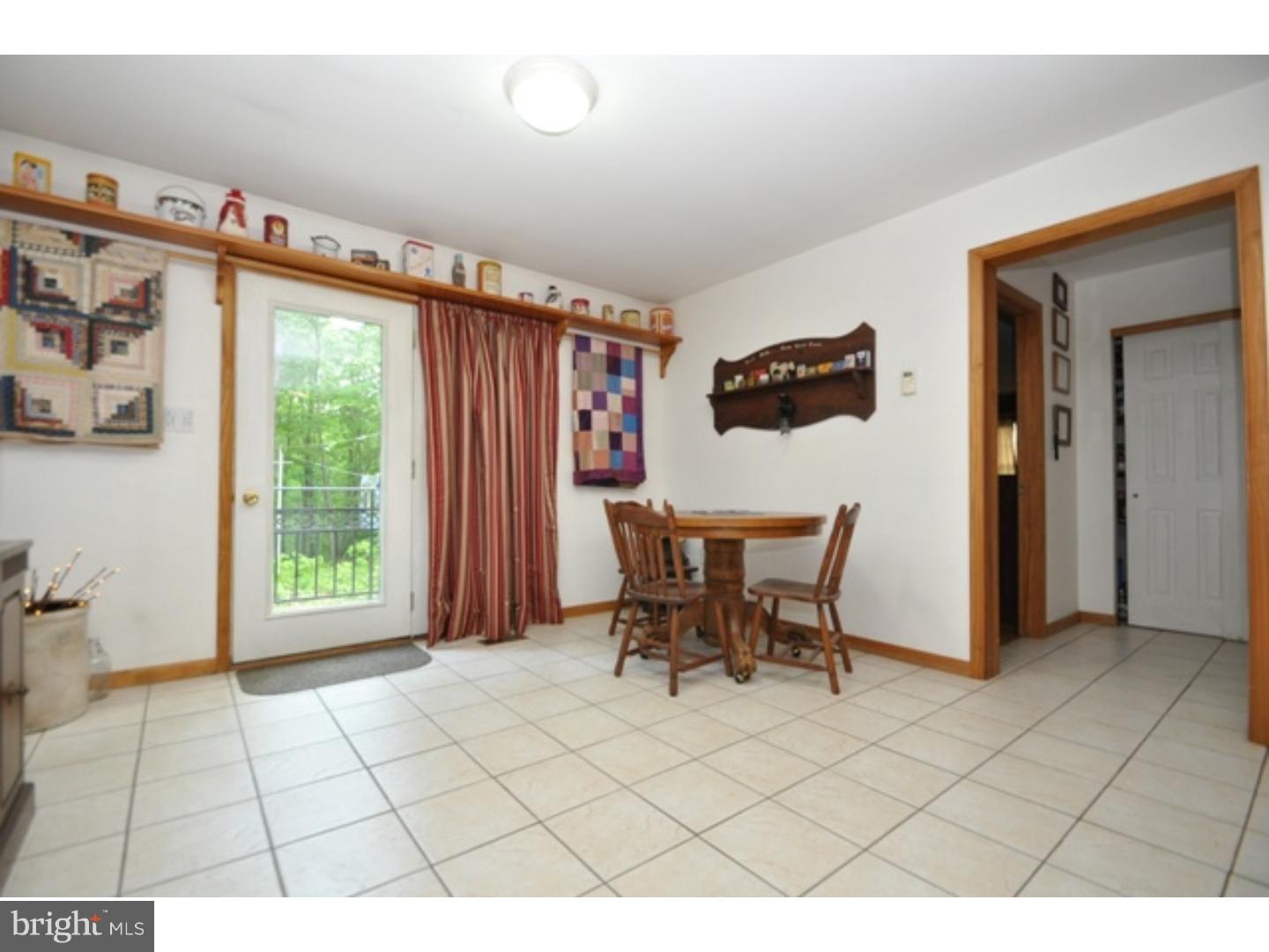 506 Walker Road Macungie, PA 18062 - Photo 9 of 24 Gallery Image 9
