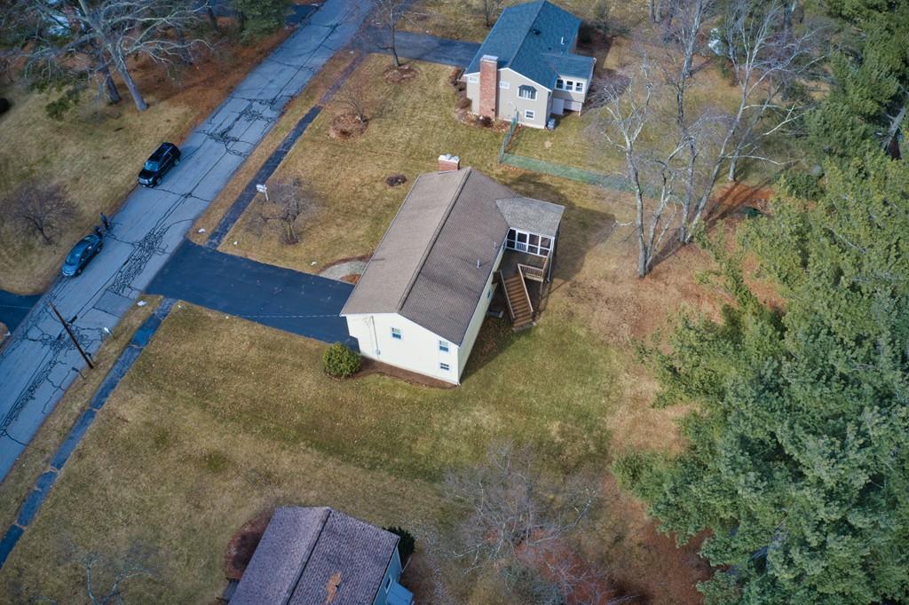 34 Thoreau Road Northborough, MA 01532 - Photo 13 of 32 Gallery Image 13