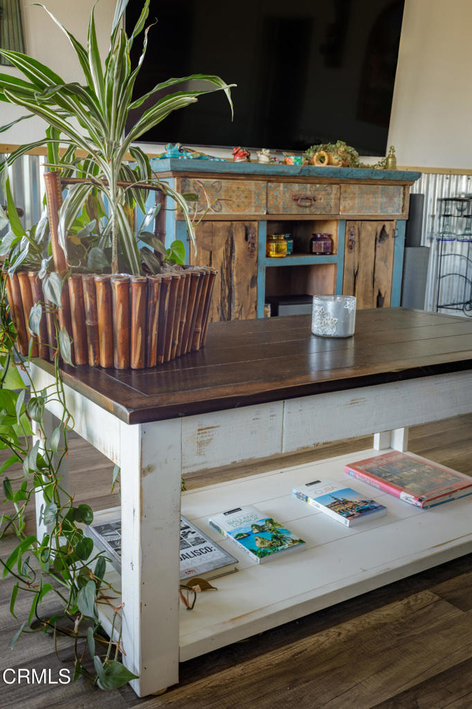 122 Beech Road Newbury Park, CA 91320 - Photo 23 of 59 022