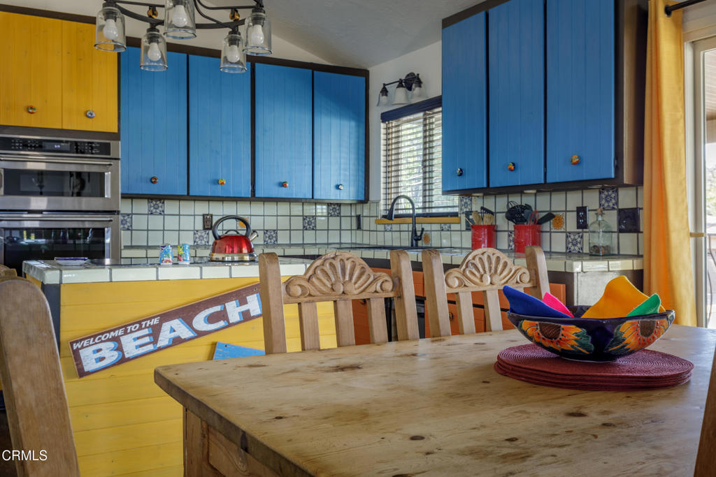 122 Beech Road Newbury Park, CA 91320 - Photo 25 of 59 025