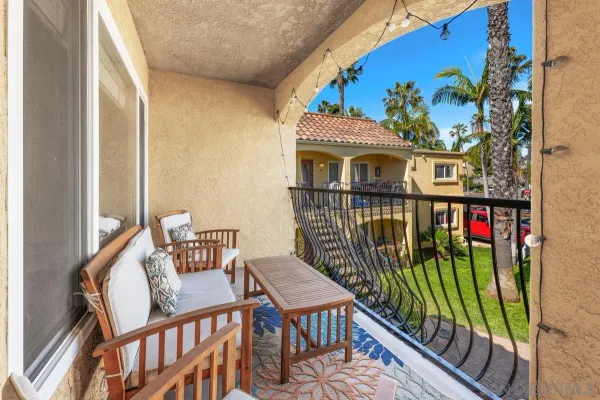 $744,000 | 1915 Emerald Street, Unit F, San Diego, CA 92109