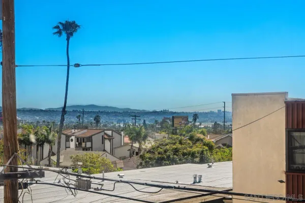 $744,000 | 1915 Emerald Street, Unit F, San Diego, CA 92109