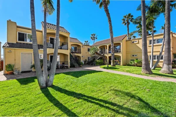 $744,000 | 1915 Emerald Street, Unit F, San Diego, CA 92109