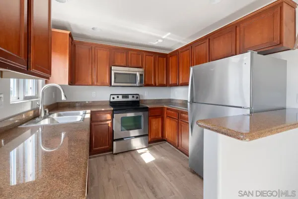 $744,000 | 1915 Emerald Street, Unit F, San Diego, CA 92109