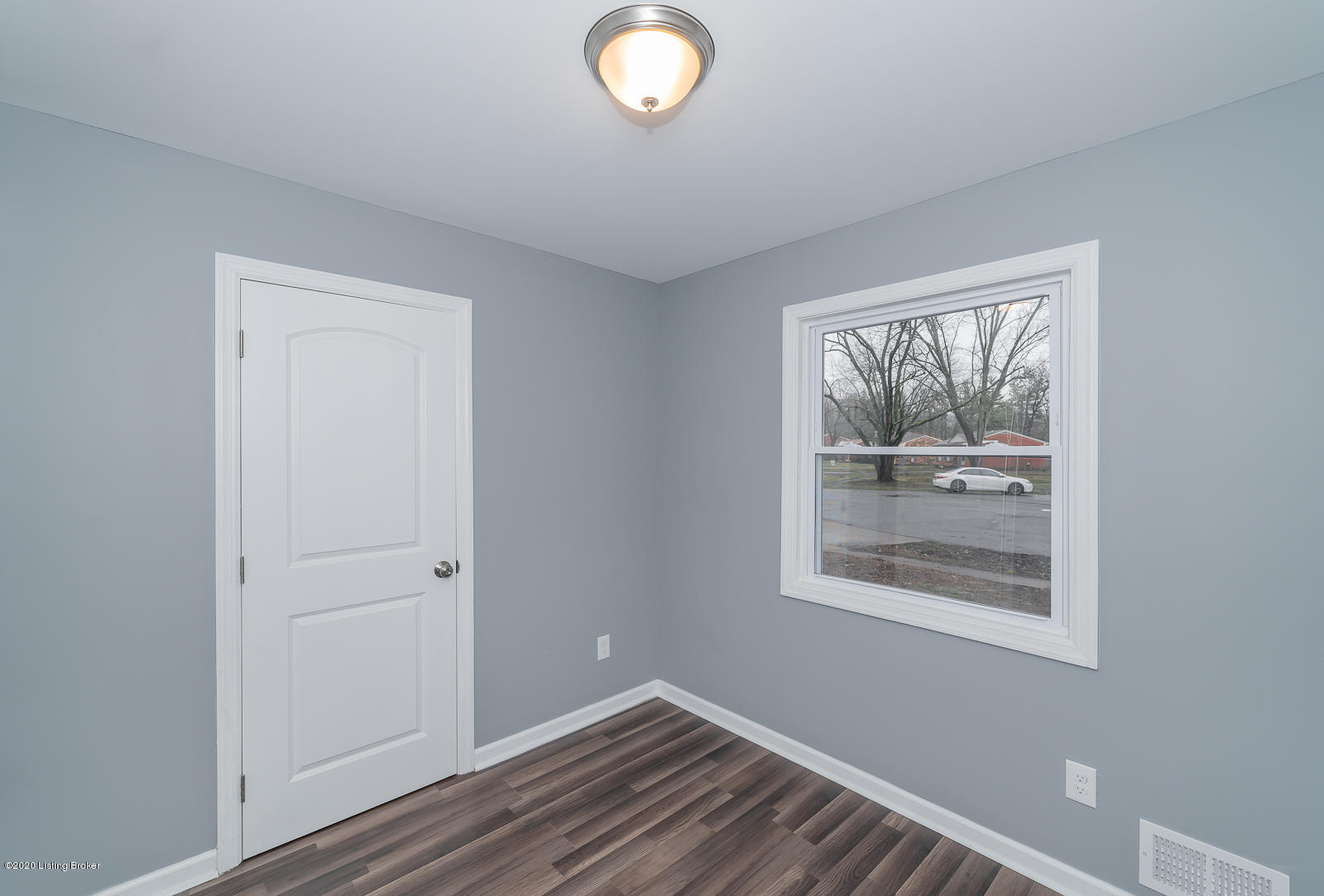 5413 Rayburn Road Louisville, KY 40272 - Photo 17 of 29 5413 Rayburn Rd L-3