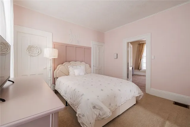 $129,900 | 41 Holley Street, Lyons, NY 14489