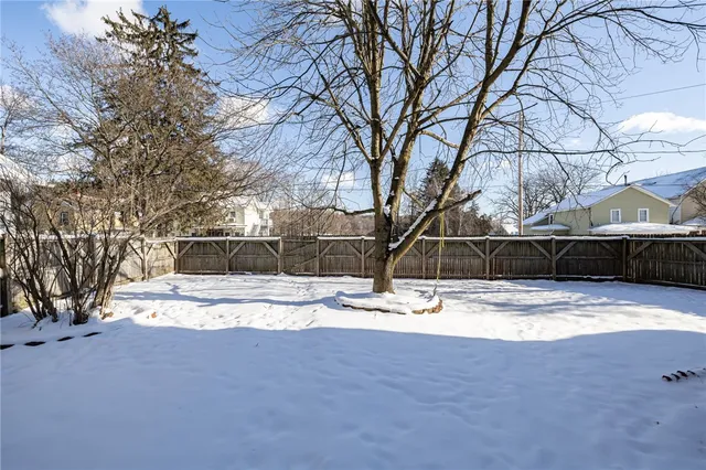 $129,900 | 41 Holley Street, Lyons, NY 14489