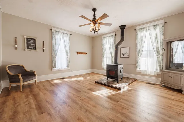 $129,900 | 41 Holley Street, Lyons, NY 14489