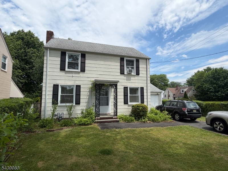 19 Alexander Avenue Bloomfield, NJ 07003 - Photo 2 of 16