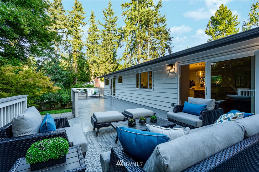10607 Nottingham Road Edmonds, WA 98020 - Photo 13 of 25 Gallery Image 13