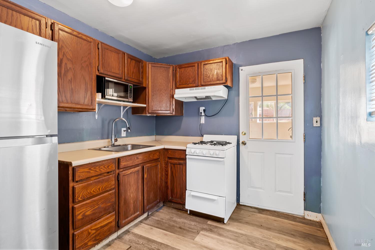 227 Hewett Street Santa Rosa, CA 95401 - Photo 60 of 73 Kitchen for Polk Street