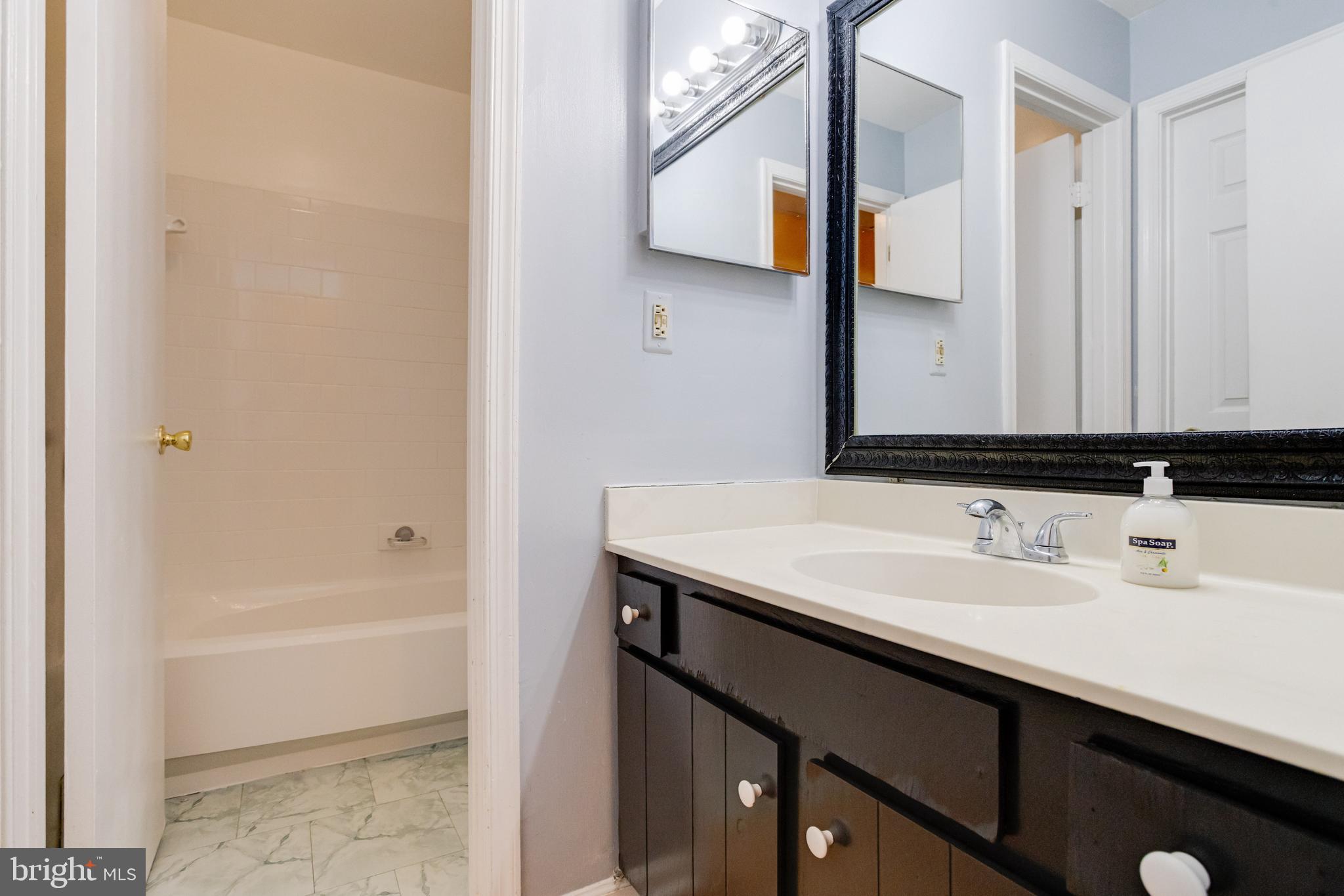 8630 Castlemill Circle Nottingham, MD 21236 - Photo 27 of 44 Hall Bathroom