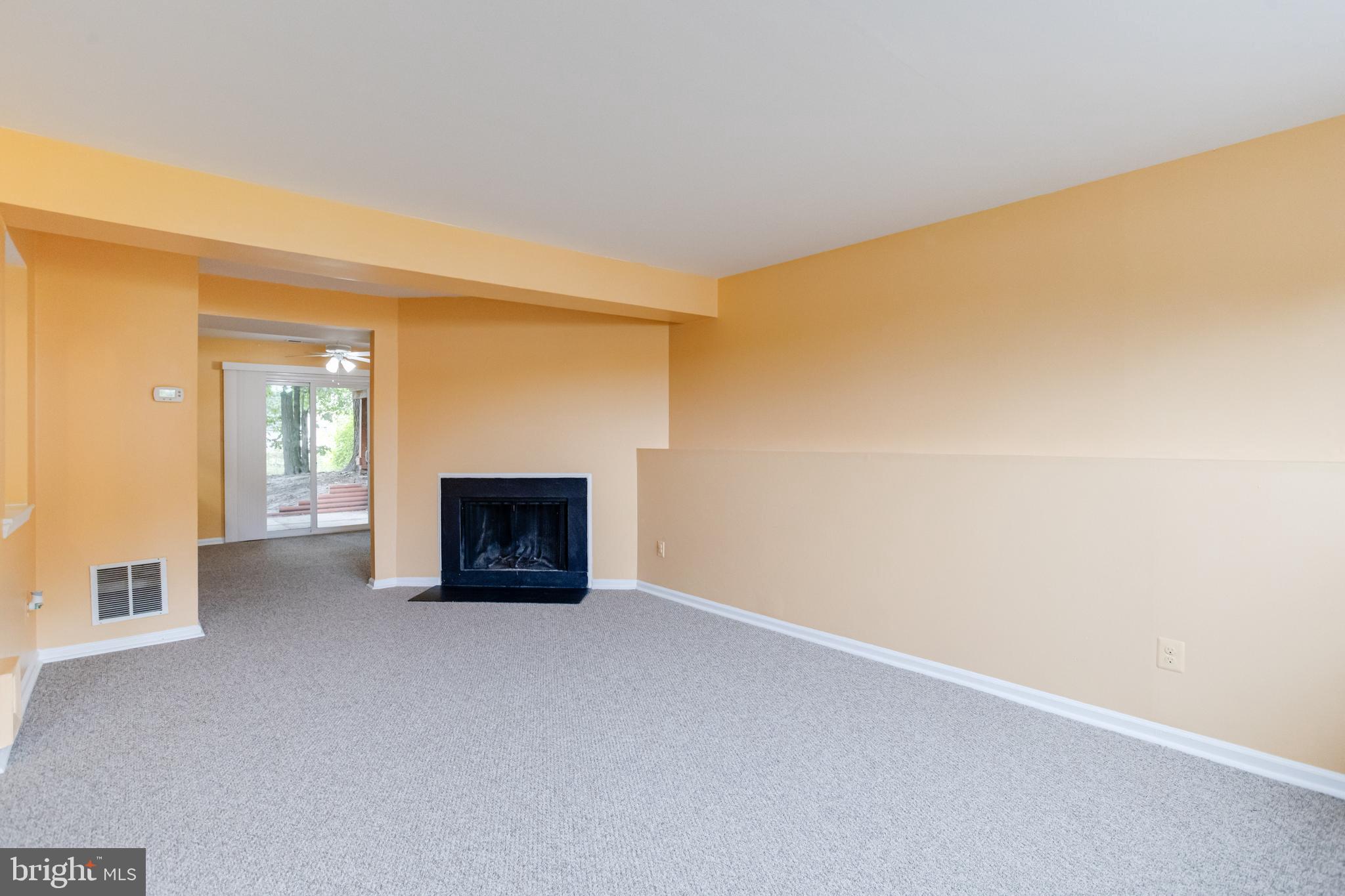 8630 Castlemill Circle Nottingham, MD 21236 - Photo 4 of 44