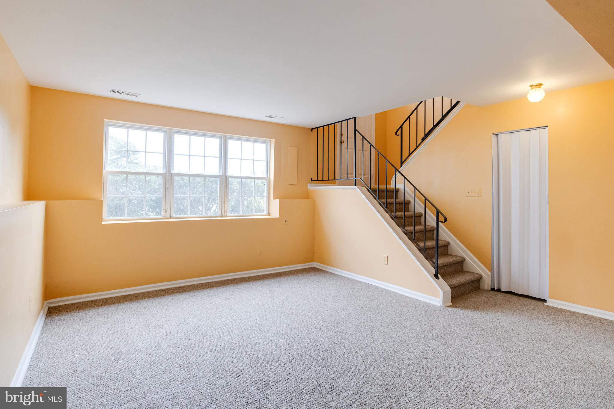 8630 Castlemill Circle Nottingham, MD 21236 - Photo 7 of 44