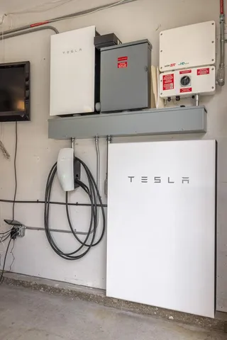 a view of a storage & utility room with washer and dryer