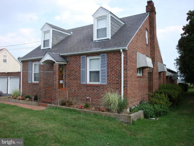7413 Brightside Avenue Rosedale, MD 21237 - Photo 1 of 10 Exterior (Main)