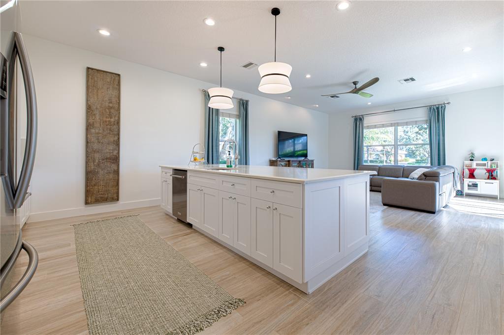 1543 Parilla Circle New Port Richey, FL 34655 - Photo 14 of 53