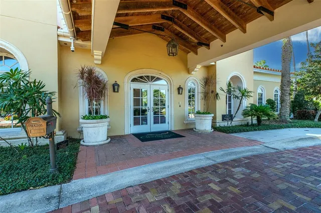 $899,000 | 1543 Parilla Circle, New Port Richey, FL 34655