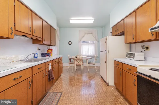 $425,000 | 119 North George Street, York, PA 17401