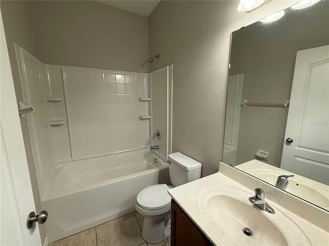 $2,180 | 5612 Aral Drive, Lakeland, FL 33805