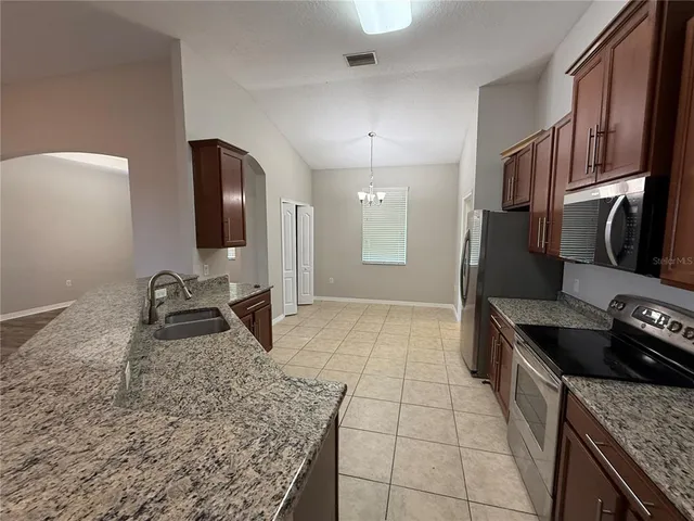 $2,180 | 5612 Aral Drive, Lakeland, FL 33805