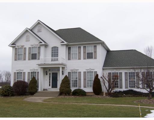316 Fairground Road New Castle, PA 16101 - Photo 1 of 13 Exterior Front.