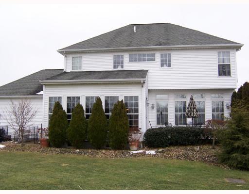 316 Fairground Road New Castle, PA 16101 - Photo 2 of 13 Exterior Back.