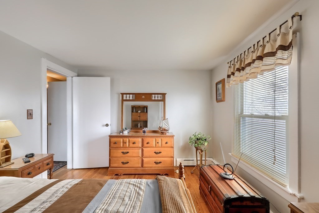 8 Edgewater Road Hull, MA 02045 - Photo 18 of 40