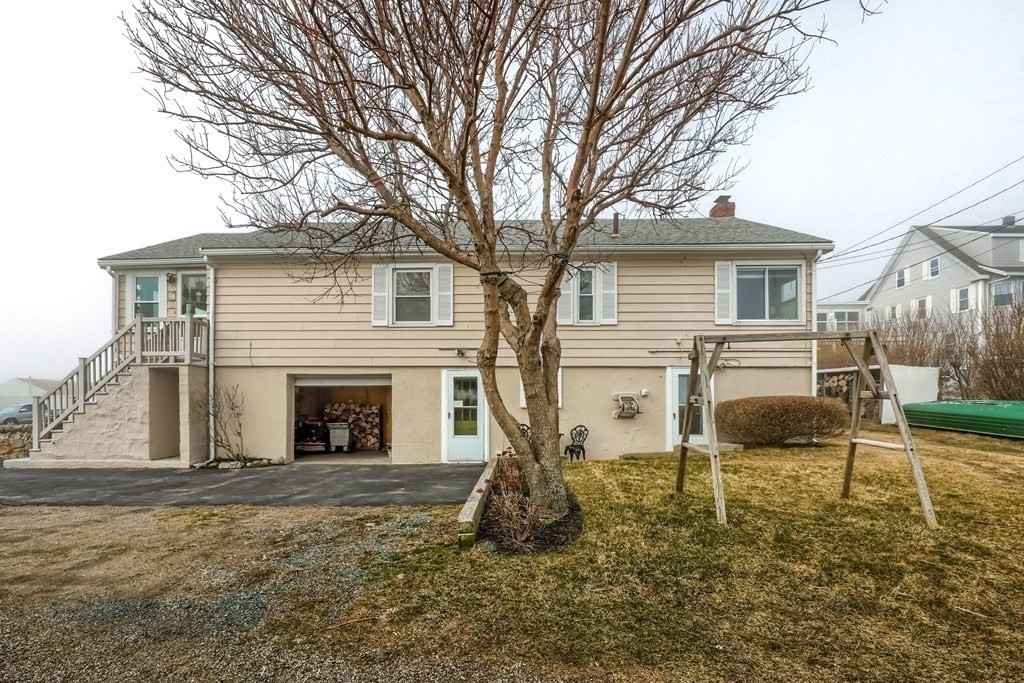 8 Edgewater Road Hull, MA 02045 - Photo 8 of 40