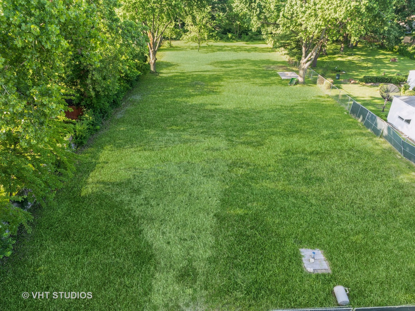 9517 West Central Road Des Plaines, IL 60016 - Photo 13 of 23