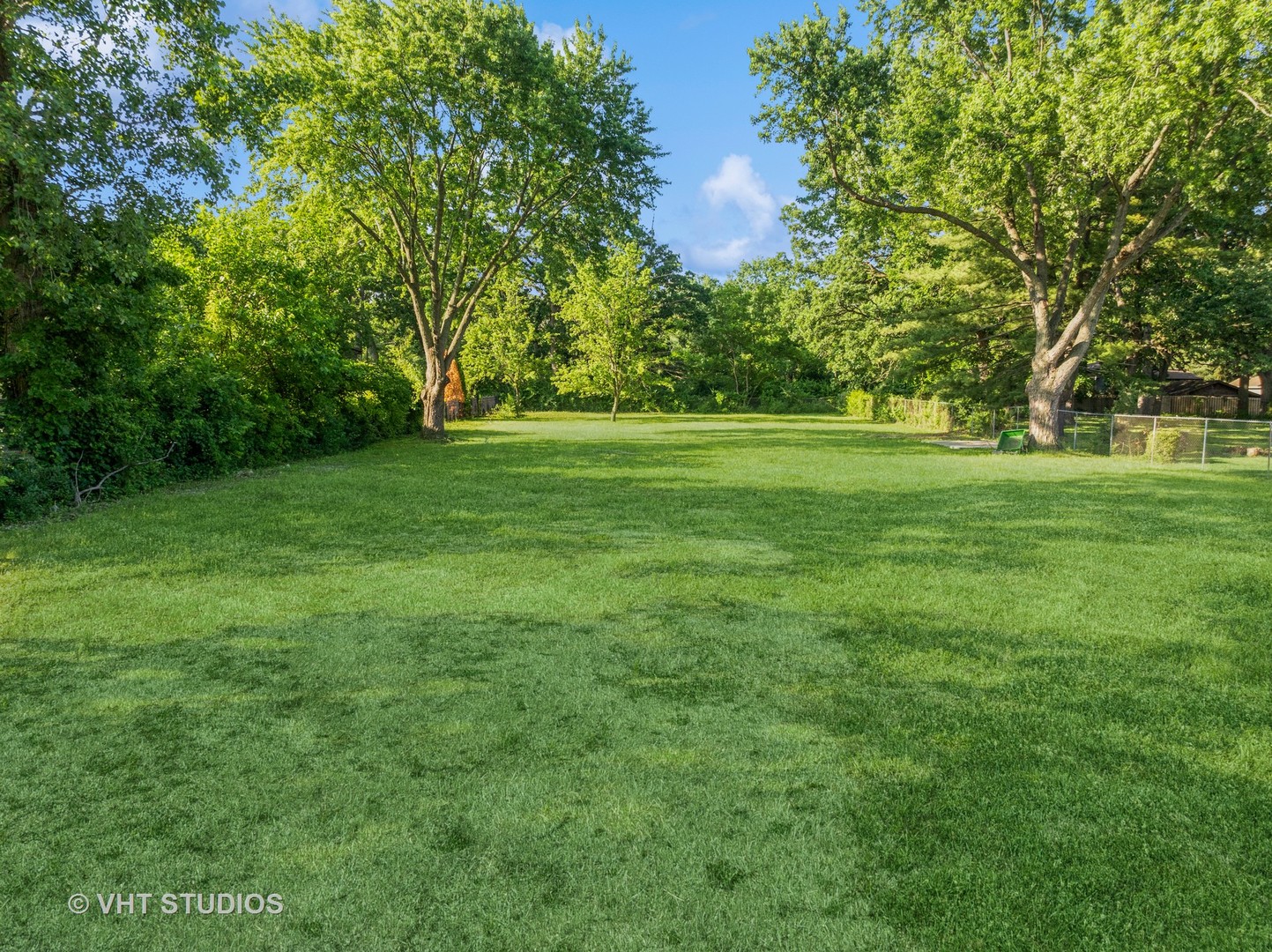 9517 West Central Road Des Plaines, IL 60016 - Photo 14 of 23