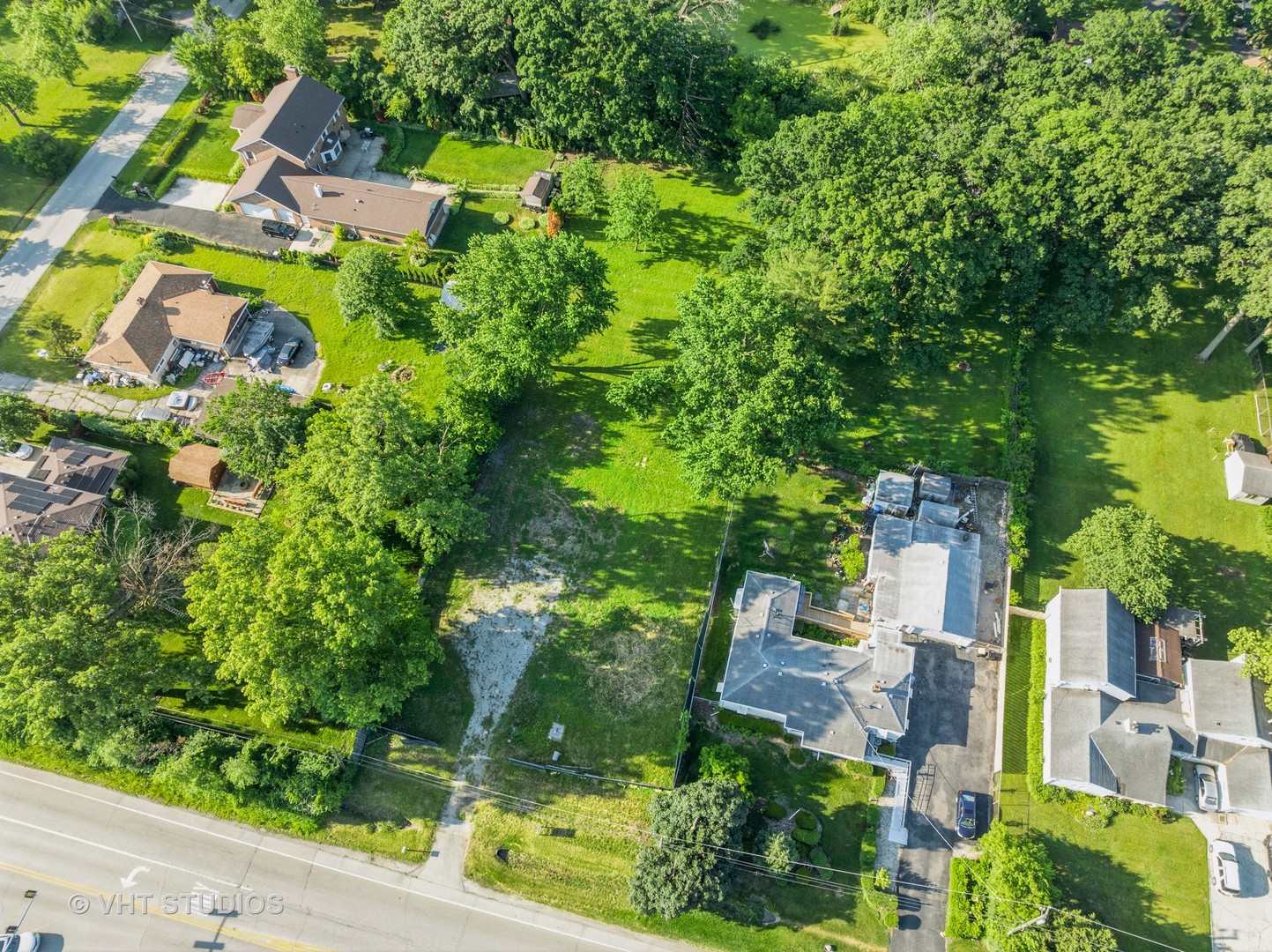 9517 West Central Road Des Plaines, IL 60016 - Photo 2 of 23