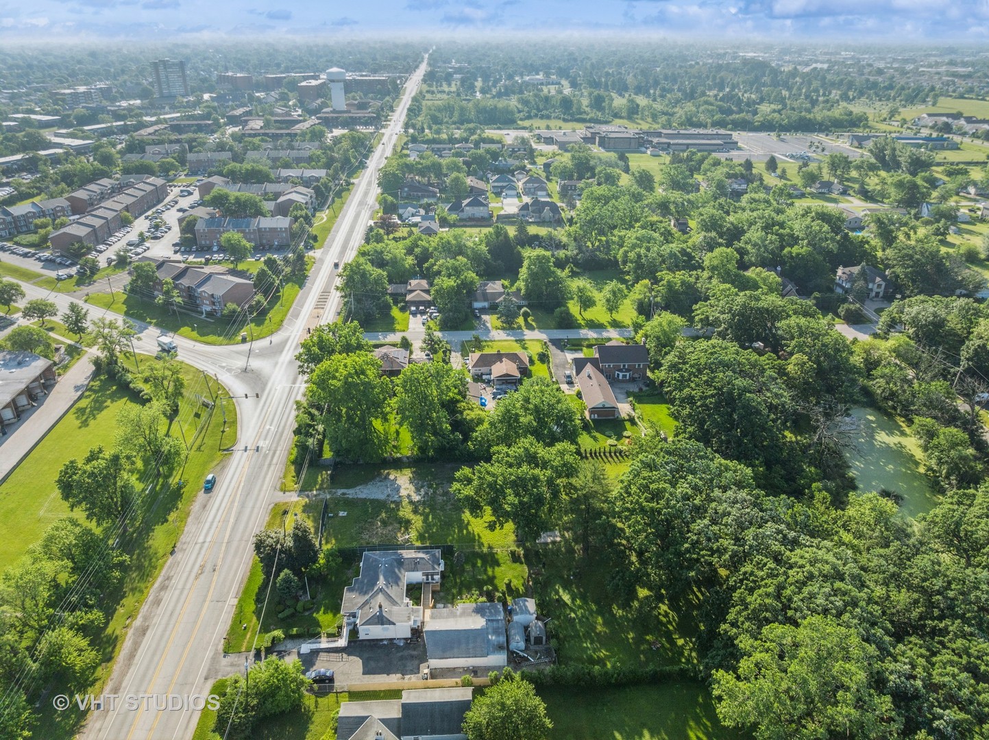 9517 West Central Road Des Plaines, IL 60016 - Photo 6 of 23