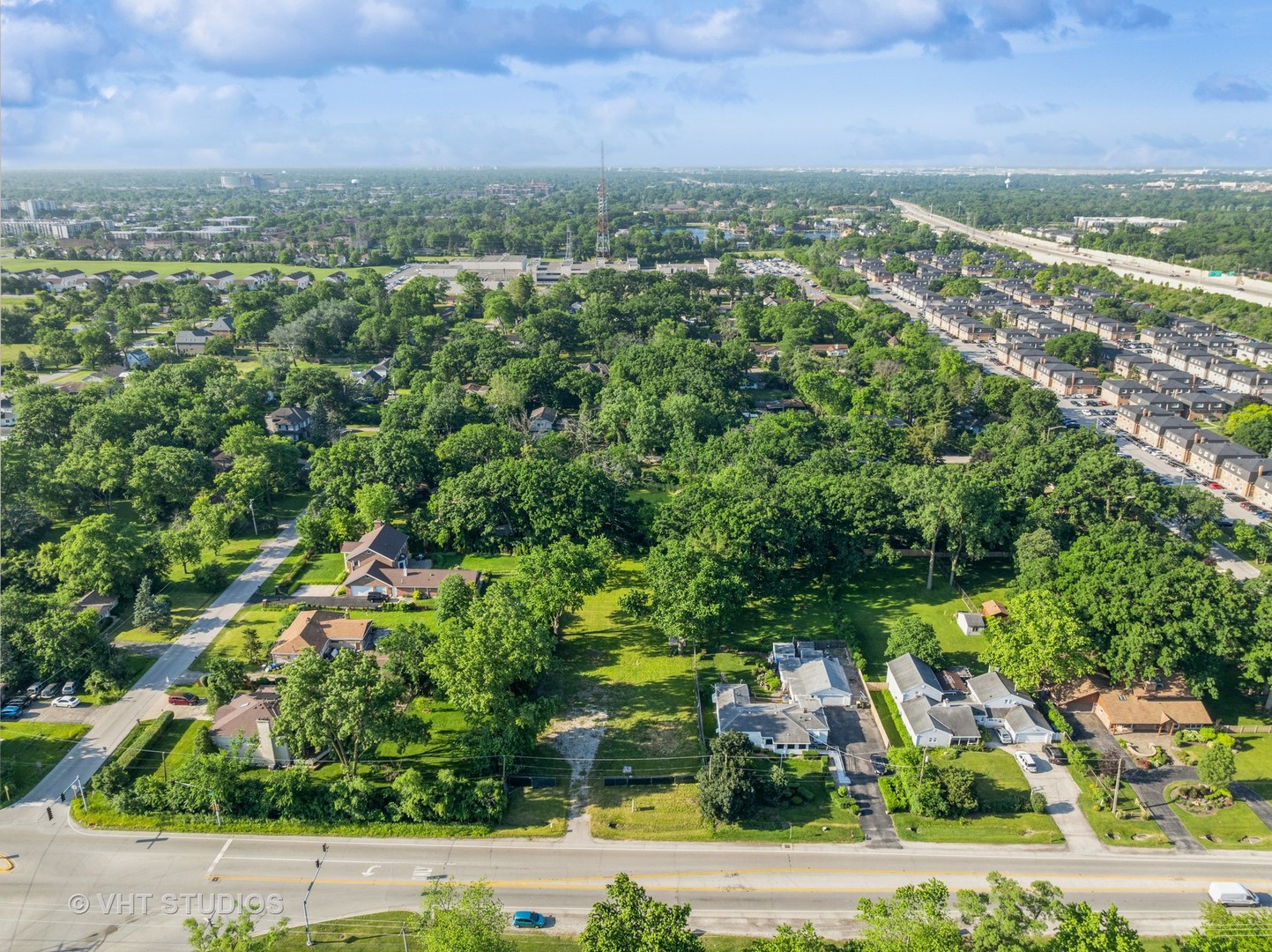 9517 West Central Road Des Plaines, IL 60016 - Photo 8 of 23