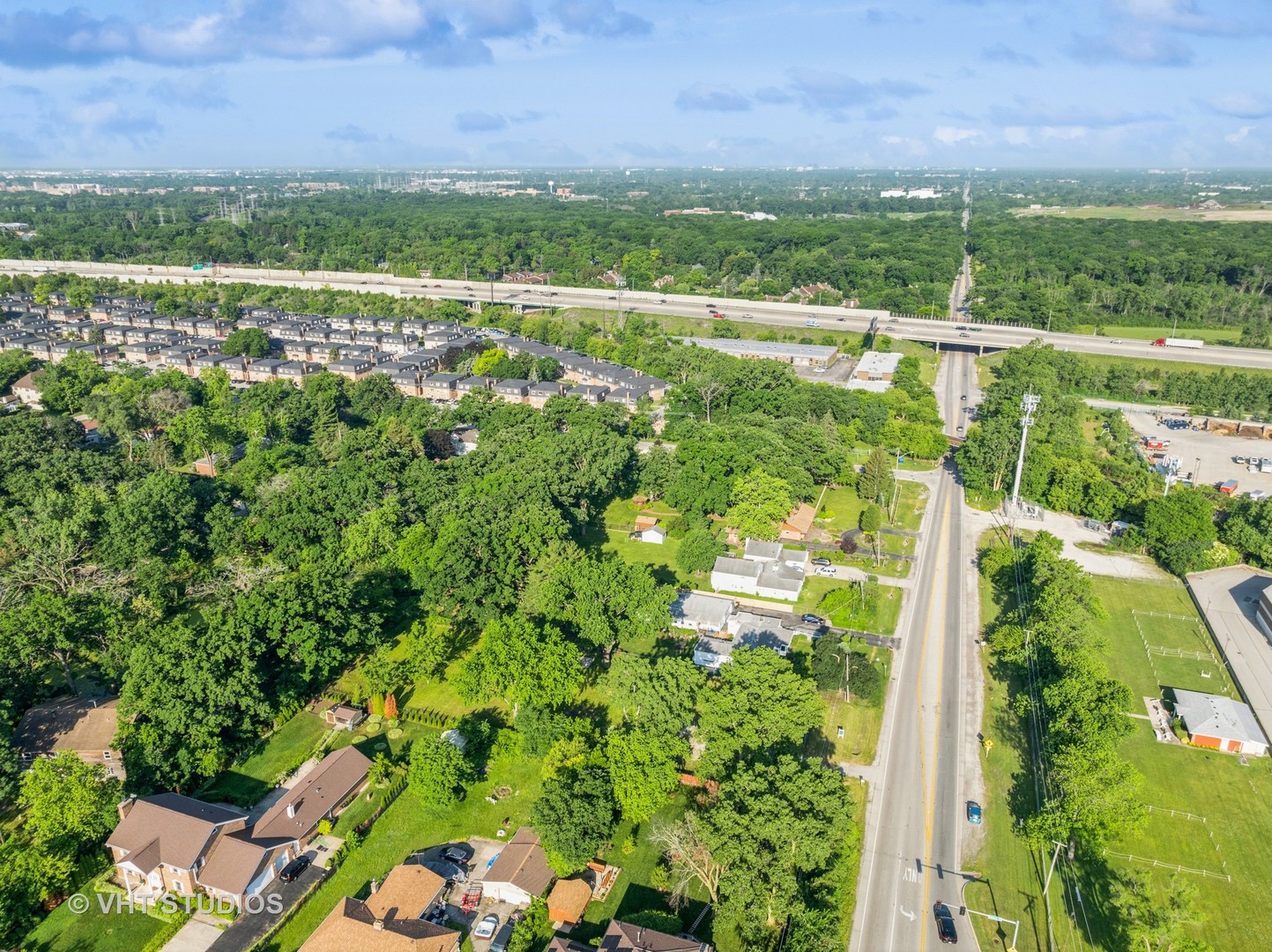 9517 West Central Road Des Plaines, IL 60016 - Photo 10 of 23