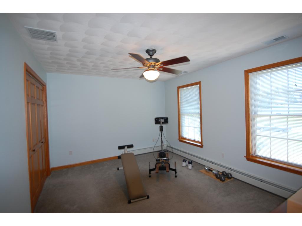 62 Jonathan Road Pelham, NH 03076 - Photo 11 of 24